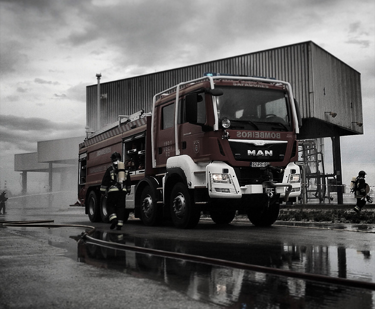 Exercício anual com simulacro de incendio no terminal